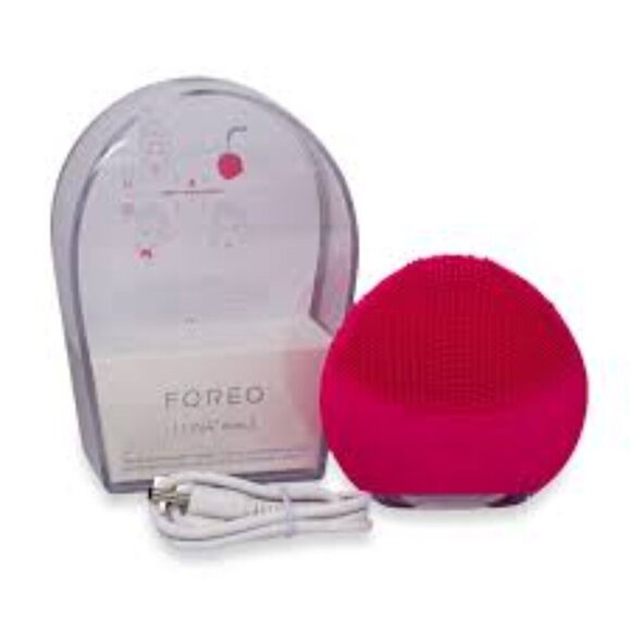 Foreo Luna Mini Facial Cleansing Device - Picture 3 of 6